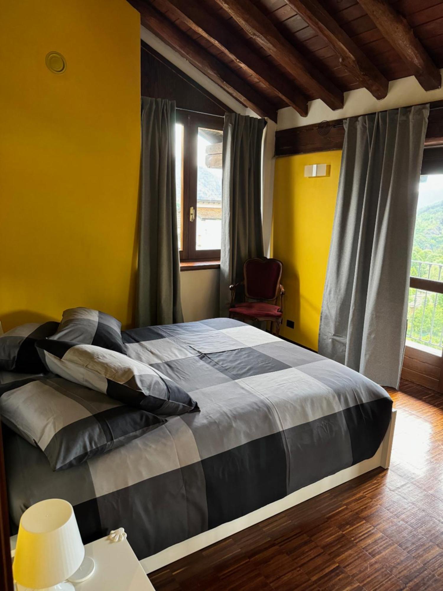 La Casa Di Nina - Traves Villa Pessinetto Kültér fotó