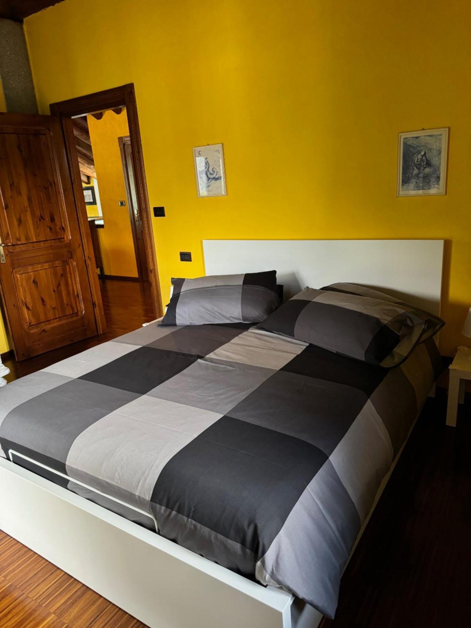 La Casa Di Nina - Traves Villa Pessinetto Kültér fotó